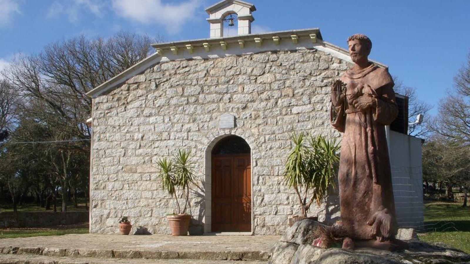 Alà dei Sardi e il suo curioso isolamento geografico e culturale