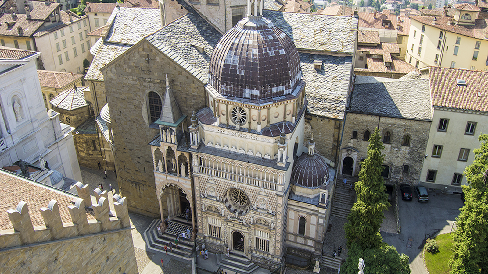 Basilica di Santa Maria Maggiore di Bergamo: Storia e Tesori Artistici