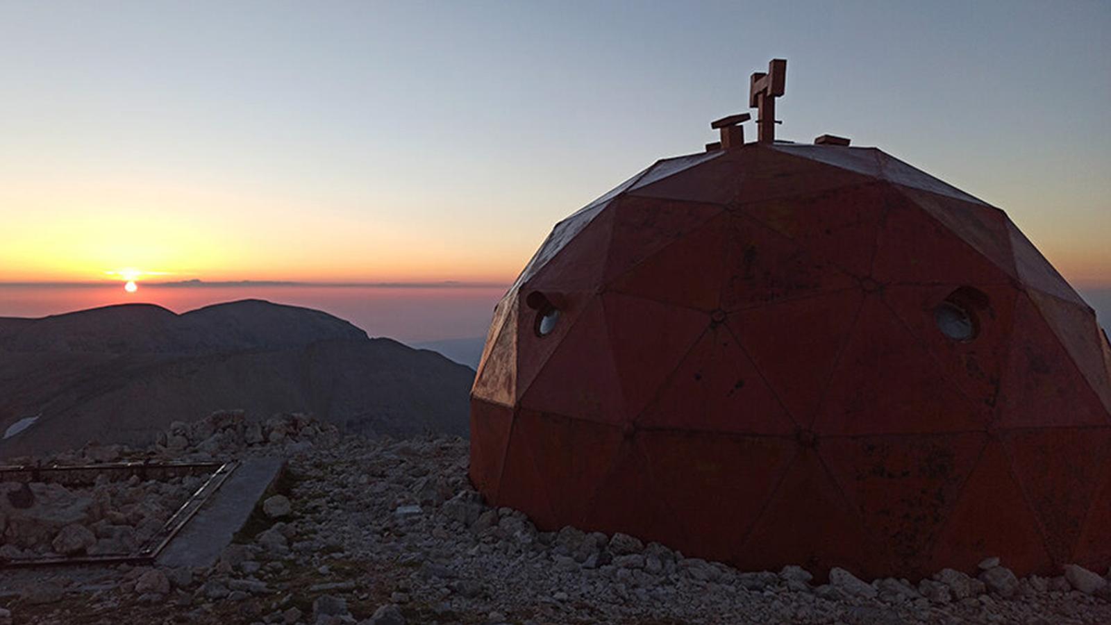Alla Vetta della Majella: Percorso Escursionistico per il Monte Amaro