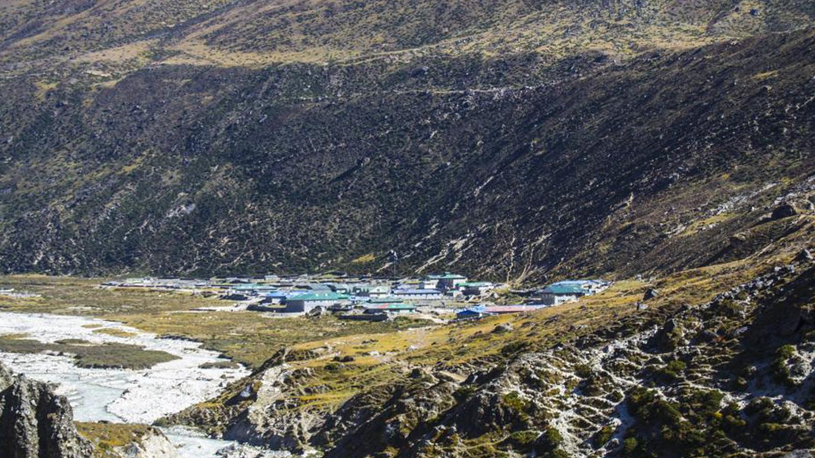 Trekking verso l'Everest Base Camp: Scopri il villaggio di Pheriche