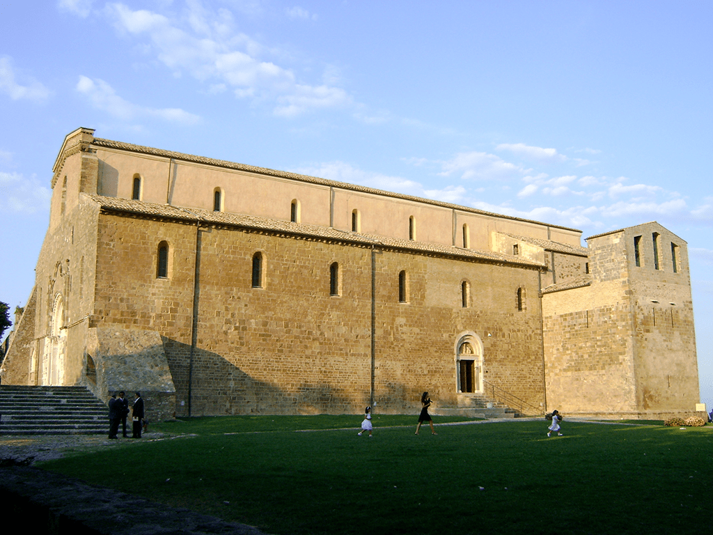 Abbazia_di_San_Giovanni_in_Venere_Fossacesia.png