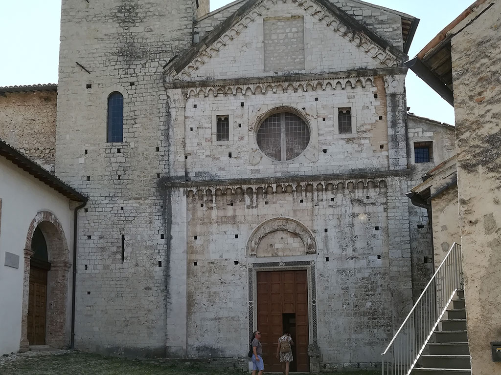 basilica-san-ponziano-spoleto.jpg