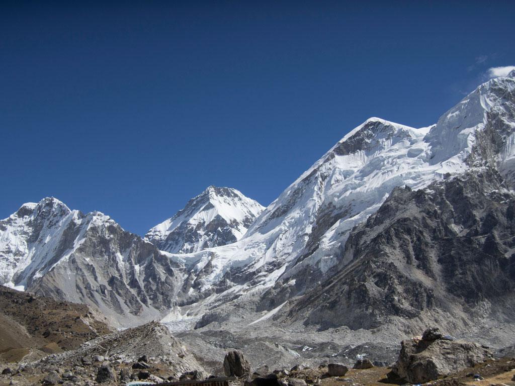 everest-base-camp-panorama.jpg