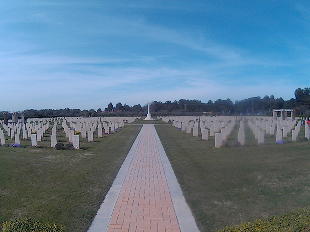 tombe_cimitero_canadese_ortona.jpg