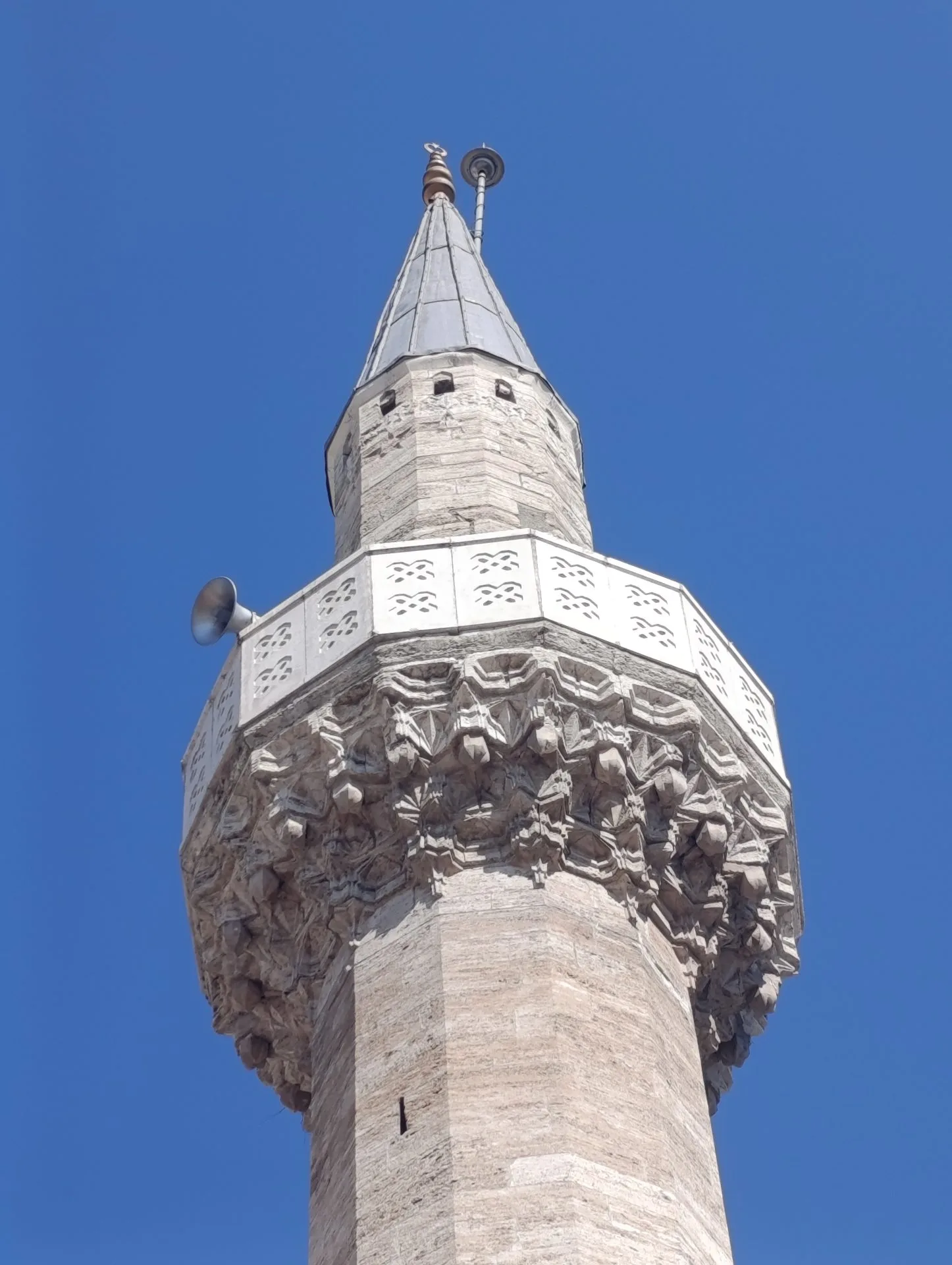 Foto 7 di 10